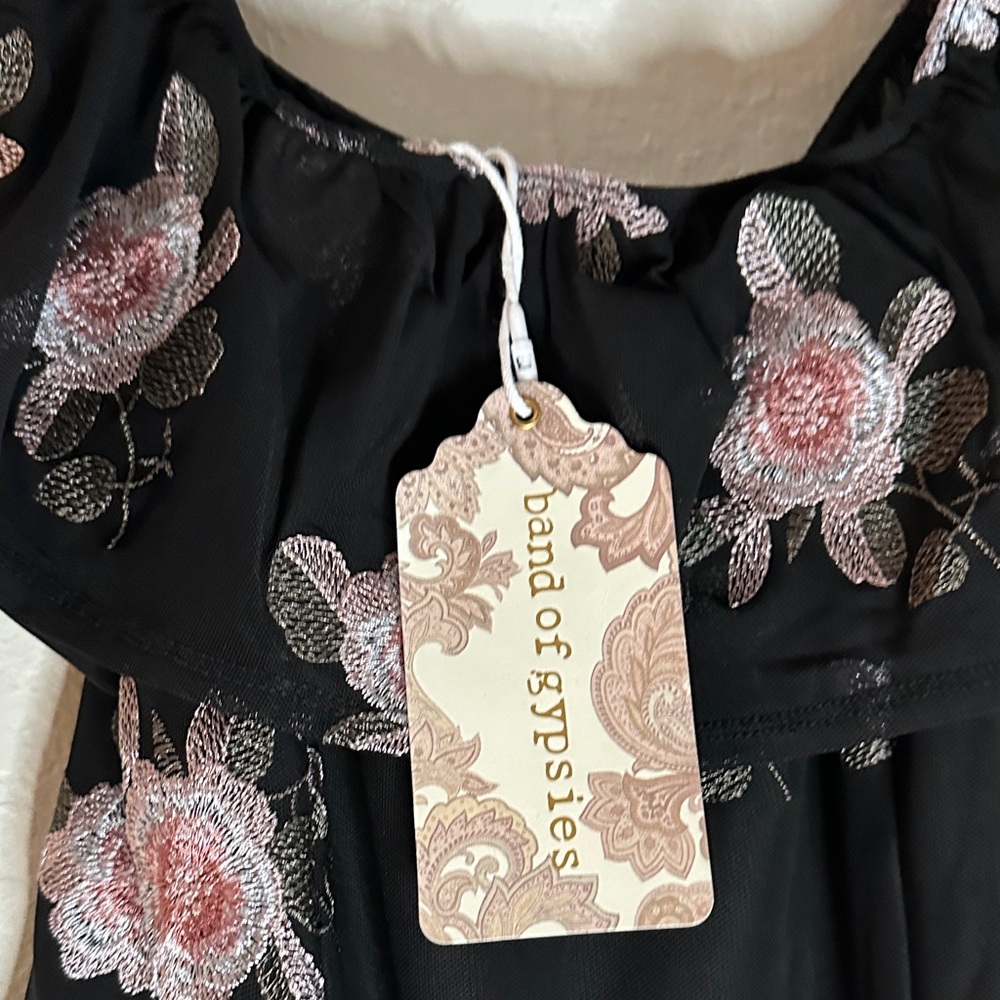 NWT Band of Gypsies Black Floral Off-Shoulder Bodysuit - Picture 7 of 7